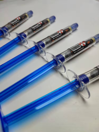 RESIDENT EVIL PROP, Props Syringe