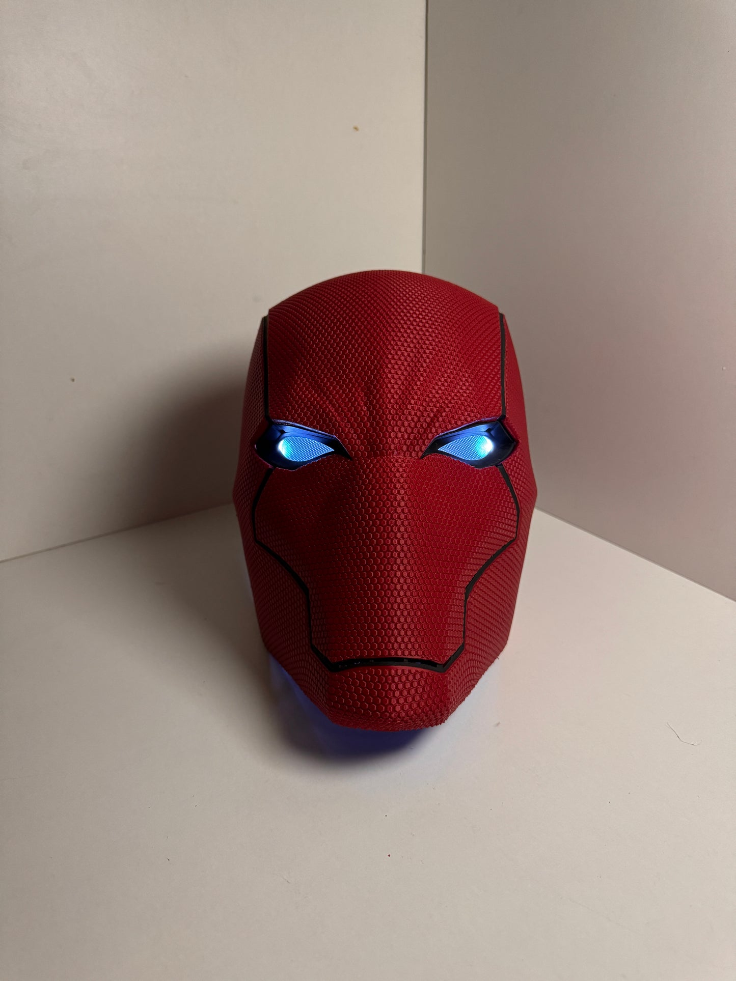 Redhood texturizado y ojos led