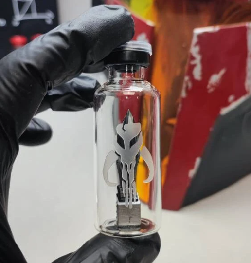 LIGHTSABER CRYSTAL, BLACK Kyber Crystal, Mandalorian