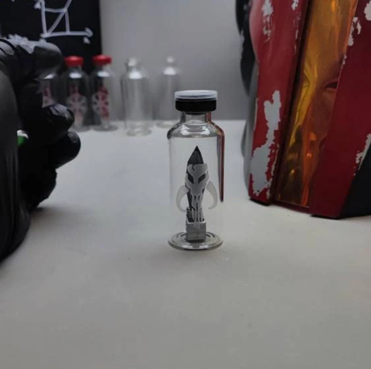 LIGHTSABER CRYSTAL, BLACK Kyber Crystal, Mandalorian