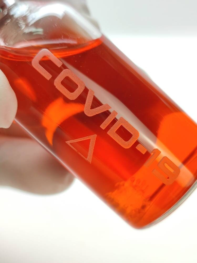 Covid-19 variante Delta réplica props