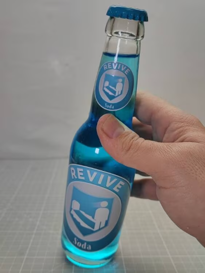 Revive soda, botella -no bebible- 33cl