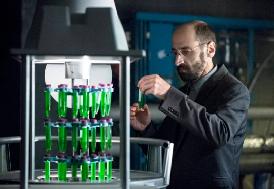 Mirakuru serum.DC Arrow réplica.