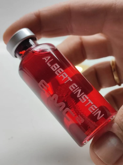 Cerebro de Albert Einstein Prop ( Soporte de luz no incluido)