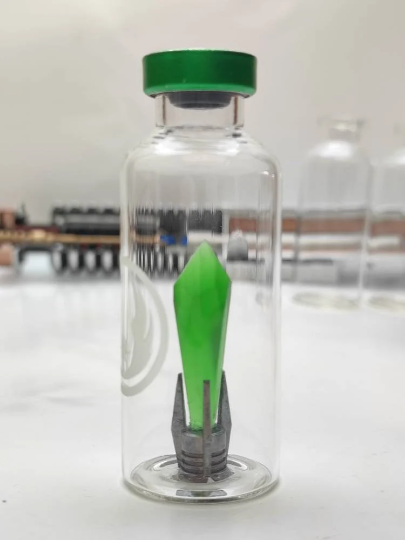 LIGHTSABER CRYSTAL, GREEN Kyber Crystal