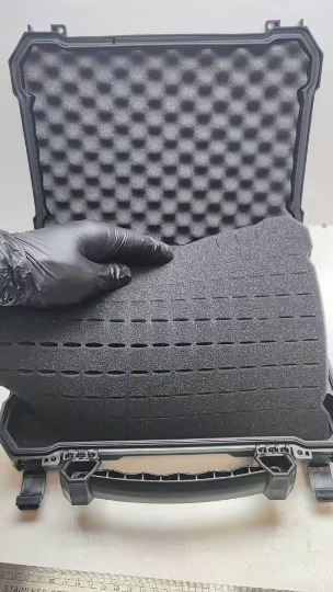 RESIDENT EVIL Maletín toma de muestras Umbrella Corporation