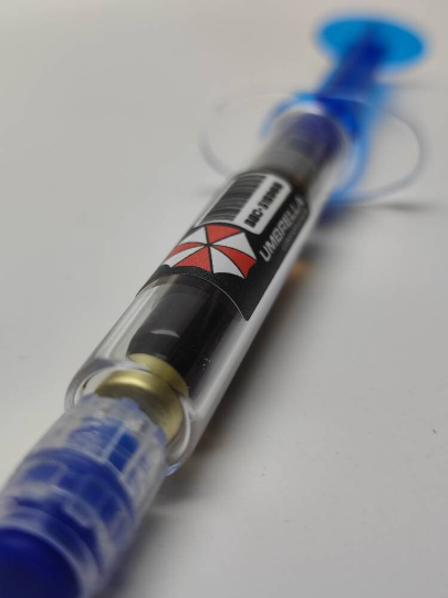 RESIDENT EVIL PROP, Props Syringe