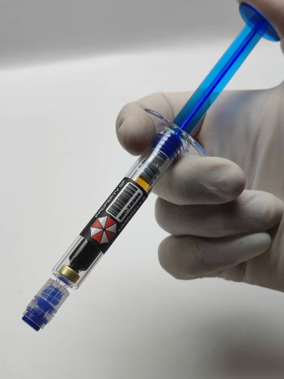 RESIDENT EVIL PROP, Props Syringe